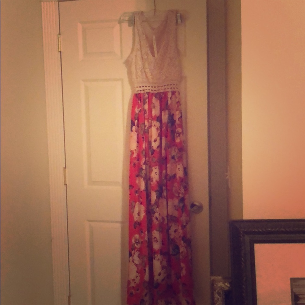 Long maxi dress